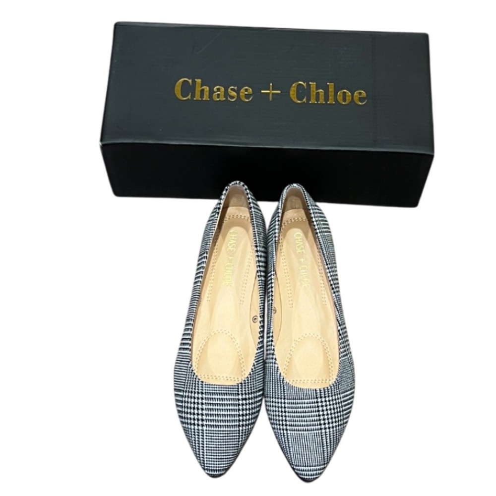 NWT Chase + Chloe Women's Classic Plaid Flats Size 6 Slip-on Lightweight